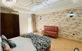 Hotel Merry